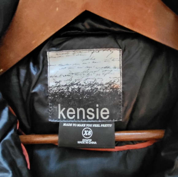 Kensie Puffer with (Rudsak style) fur lined hood - Picture 3 of 3